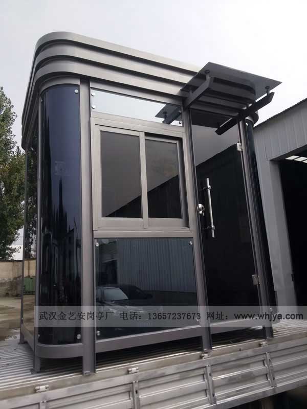 荊州小區(qū)氟碳噴漆崗亭出貨